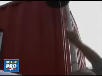 Un utilaj special a ajuns la cei 33 de mineri din Chile, prinsi in subteran