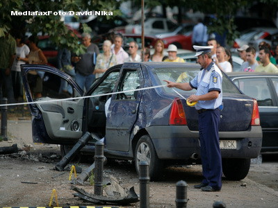 Masinile noi din UE trebuie echipate cu lumini speciale de zi