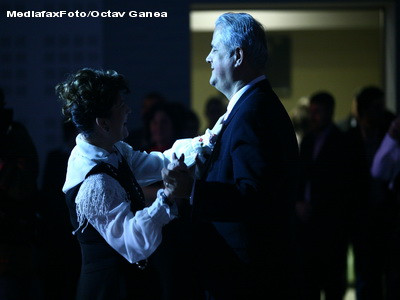 Ponta si Nastase au facut ravagii in randul femeilor din PSD