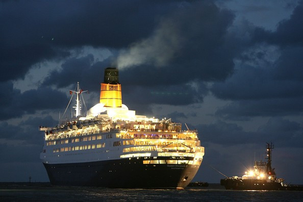 Titanicul vremurilor noastre a iesit pe mare! Lux pe 294 de metri lungime