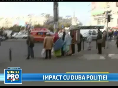 Panica in Bucuresti. O duba ce transporta 2 detinuti a fost tamponata