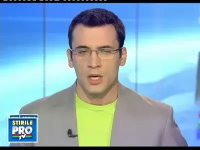 Campionul national la raliu si un politist, arestati pentru proxenetism