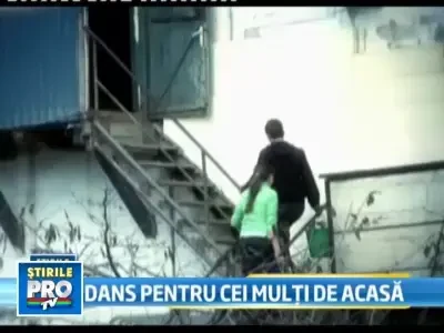Dansez pentru tine: Doinita Oancea ii ajuta pe cei 13 unchi ai partenerului