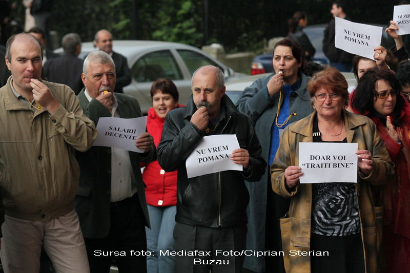 Caracatita protestelor. Afla care sunt consecintele grevei de la Finante