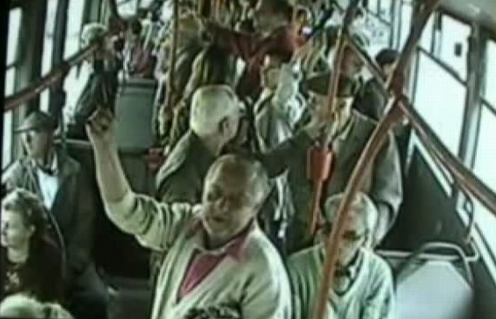 Hotii de buzunare sunt CHIAR ATAT DE BUNI! Pariu ca nu observi furtul!VIDEO