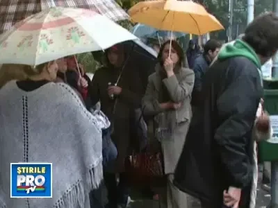 Profesorii au predat din nou lectia protestelor la Ministerul Educatiei