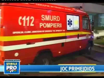 Copilul care a luat foc din cauza fratelui sau mai mare, in stare grava