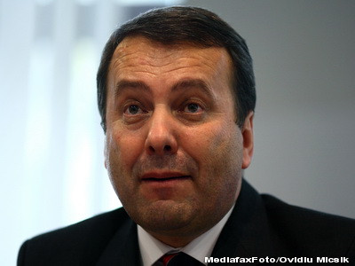 Ministerul de Finante vrea sa renunte la impozitul forfetar