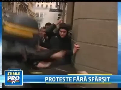 Francezii nu renunta la proteste! 1400 au ajuns in spatele gratiilor