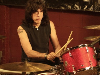 Rock la Bucuresti! Concert incendiar cu fosti membri ai Ramones si Misfits