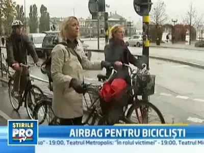 A aparut casca invizibila pentru biciclisti! Costa 350 de euro