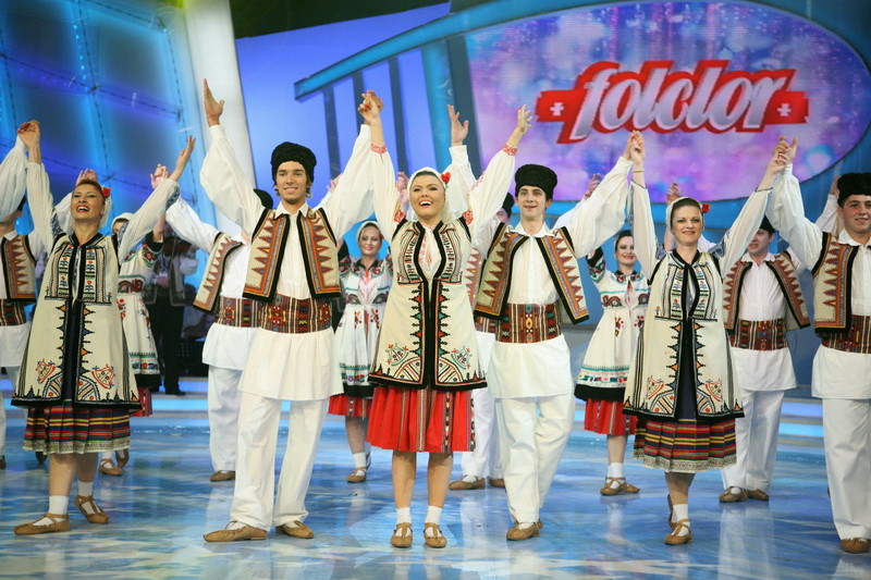 Dansez pentru tine: Paula Seling si Doinita Oancea repeta 10 ore pe zi