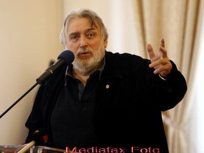 "Testamentul" lui Adrian Paunescu: despre familie, dragoste si tara