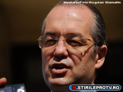 Boc a convocat coalitia, pentru ultima discutie pe legea salarizarii