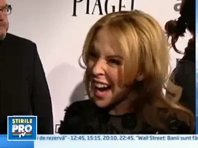 Kylie Minogue, Sharon Stone si Dita, pe covorul rosu la binefacere