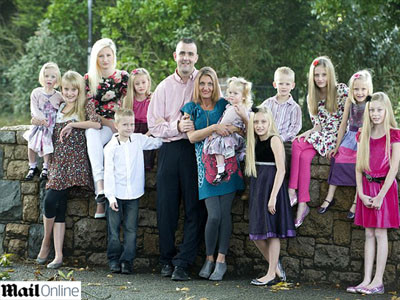 Cel mai curajos sau dus cu pluta? Se insoara cu o femeie cu 15 copii!