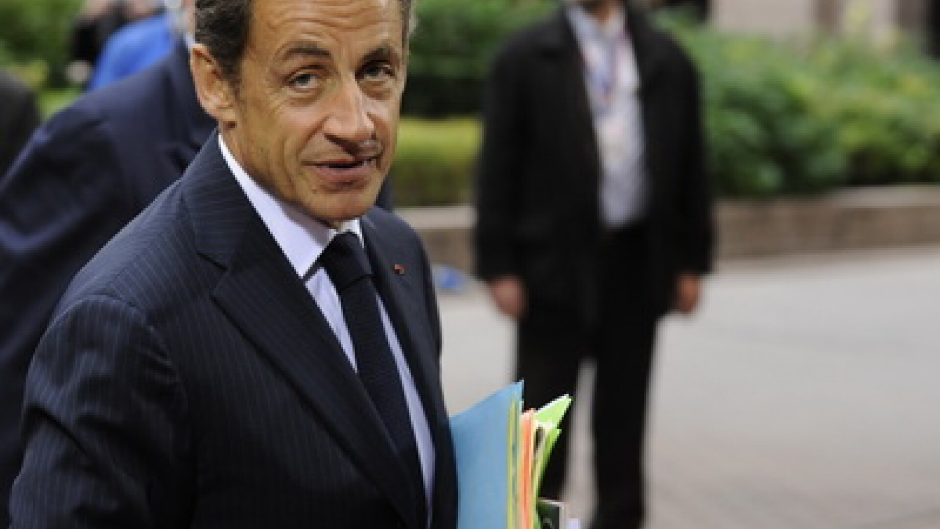 Sarkozy se scuza: Romania este tara prietena. Il apreciez mult pe Basescu