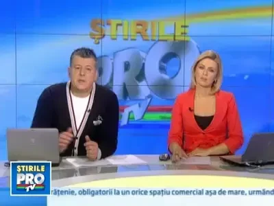 Ambulanta implicata intr-un accident, la Pitesti. Nu avea semnalele pornite