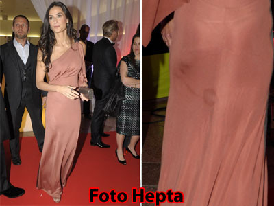 In ce s-a asezat Demi Moore?