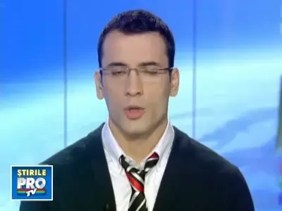 Un director de liceu a fost prins in timp ce lua spaga de la un elev