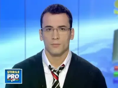 Record de infractiuni: beat si fara carnet la volan, a intrat intr-un stalp