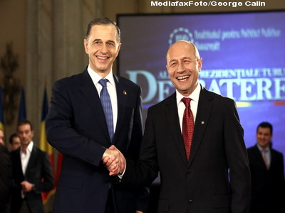 Basescu: "Nu-i dau nicio sansa lui Geoana, nici macar sa fie lasat de Ponta candidat la Presedintie"