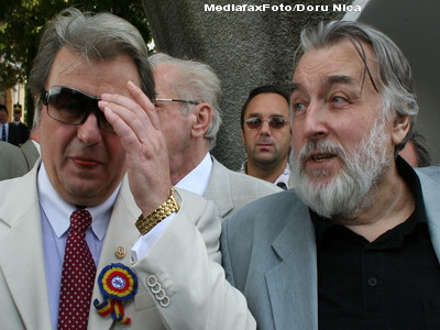 Corneliu Vadim Tudor si Adrian Paunescu