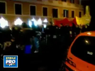 Revoltati de cazul asistentei ucise la metrou, romanii au protestat la Roma