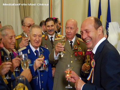 Statul roman va cheltui 400.000 de lei de Ziua Nationala, la Alba Iulia