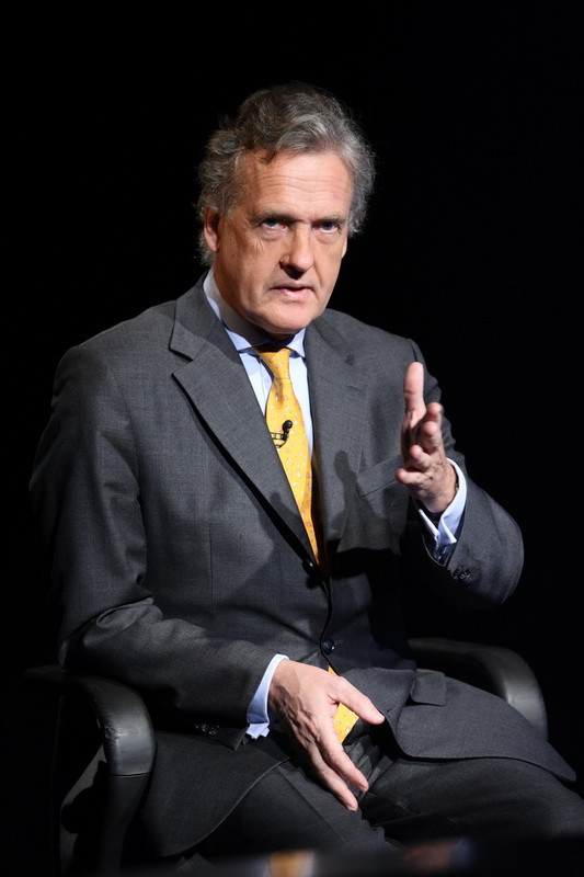 Ambasadorul Germaniei: Investitorii asteapta stabilizarea Romaniei