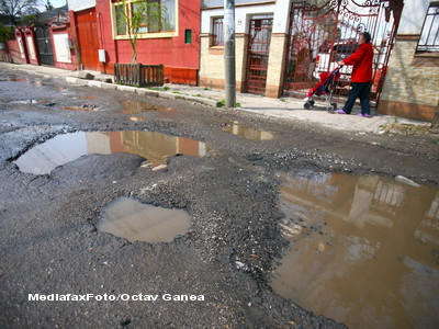 Bani europeni. Trei milioane de euro pentru reabilitarea unei strazi din Bistrita