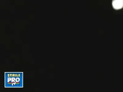 Un posibil OZN a fost filmat deasupra Romaniei! Tu ce crezi ca e?