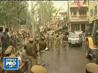 Tragedie in India! O cladire de 4 etaje s-a prabusit! 51 de oameni, morti