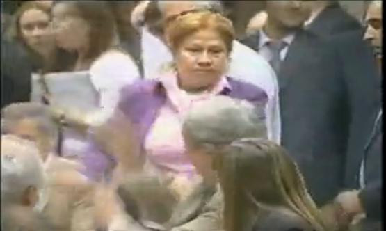 Opozitia loveste in gura puterea! Si-a batut colegul in parlament