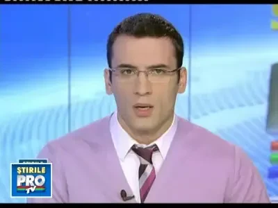 Trasura care duce sicriul lui Mararu, trasa de patru oameni! Caii au fugit