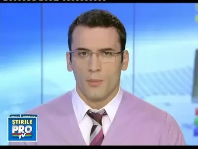 Tanar de 18 ani, audiat in cazul mesajelor indecente despre Basescu si Boc