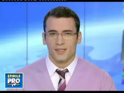 Rusoaicele invata dansul la bara ca sa puna mana pe un sot bogat