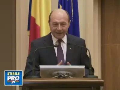 Basescu catre politicieni:Fiti responsabili,la anul ar putea fi prea tarziu
