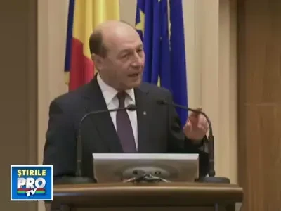 Basescu: Romanii sunt mintiti zilnic de fete rujate cu ochii cat cepele