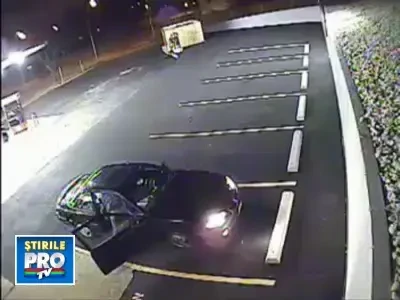 Video! A incercat sa le fure masina cu tot cu copilul de sase luni in ea!