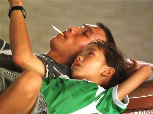 Si fumatul pasiv ucide! Peste 600.000 de persoane mor anual