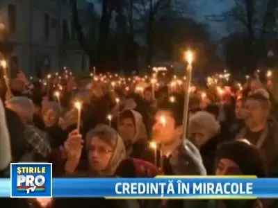 Pelerinaj de Sf Andrei la Galati. Oamenii si-au testat rezistenta fizica