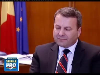 Contributiile la asigurari sociale, reduse in 2011. Impozitele raman la fel