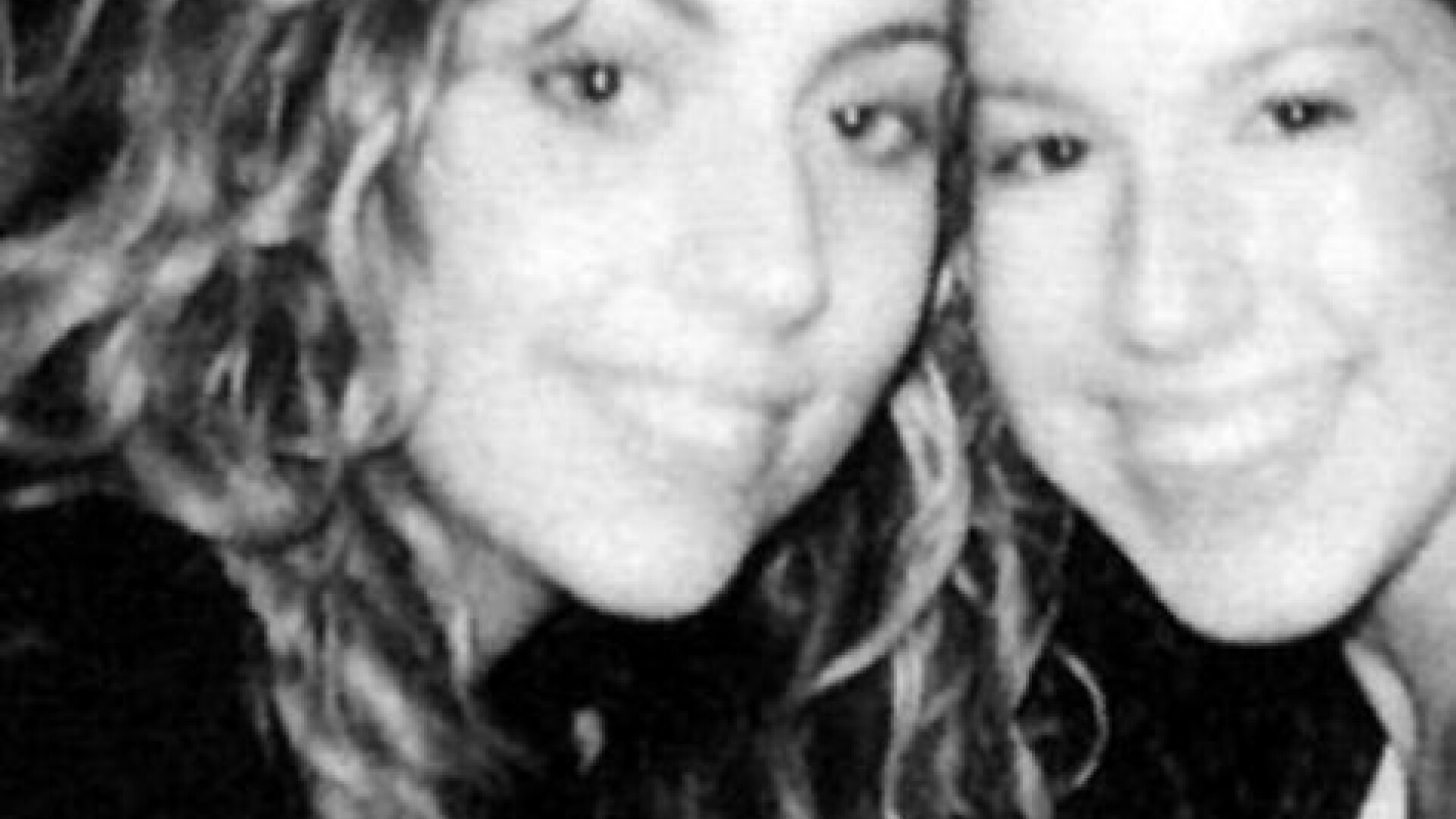 Acum sunt faimosi si frumosi, dar in liceu erau doar... haiosi