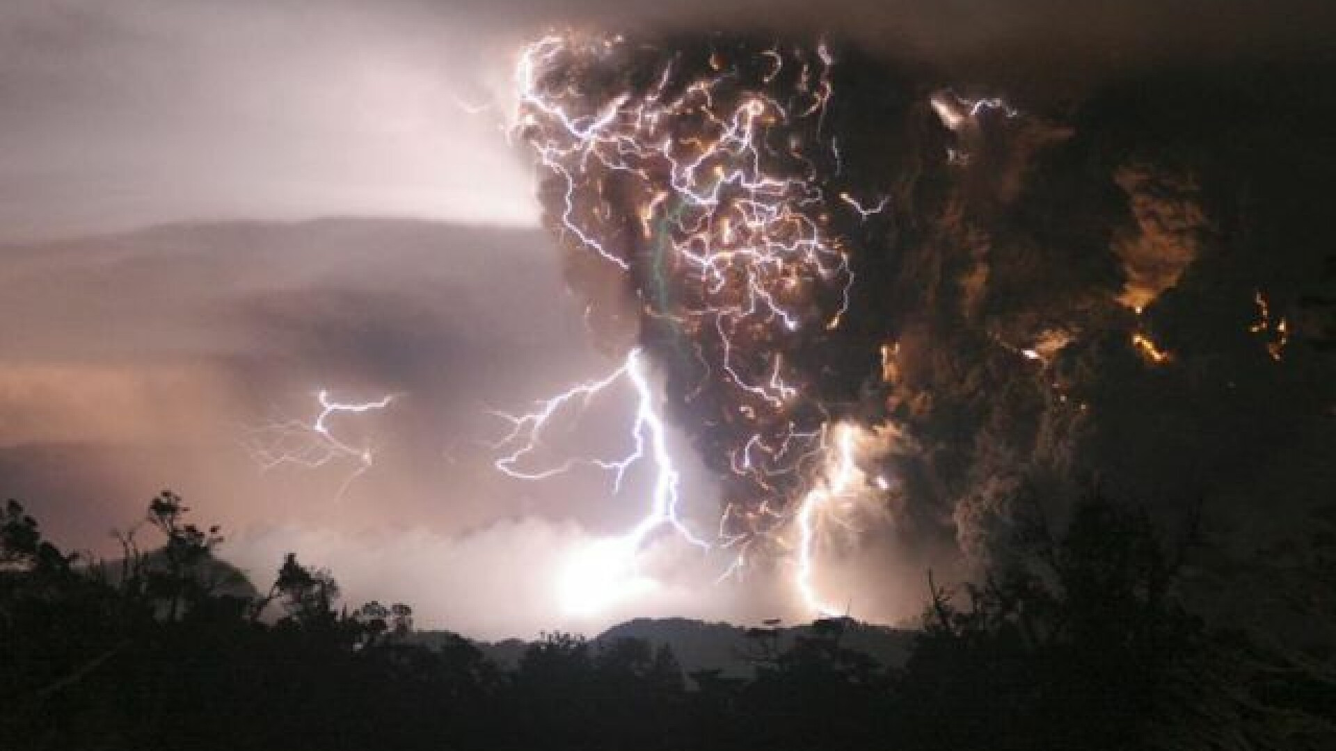 Vulcanul Chaiten - Chana, Chile (Mai 2008)