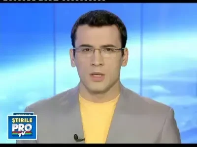 A salvat o femeie de la moarte! A scos-o dintr-o masina in flacari