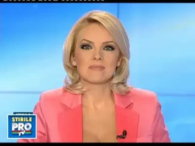 Quentin Tarantino bea sampanie din pantoful Umei Thurman! Apoi se saruta