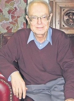 D. Stanzeleit,presupusul fiu al Regelui Mihai,a fost scut viu pentru Hitler