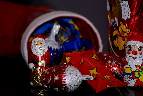 Tie ce ti-a adus Mos Nicolae? Uite reactiile copiilor, cand au gasit cadourile in ghetute. VIDEO