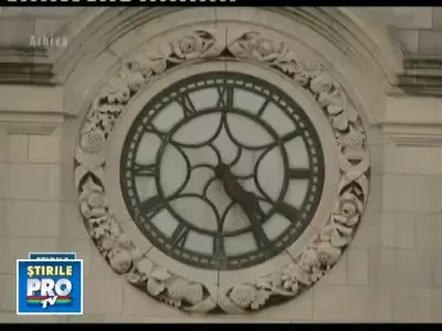 Moneda euro risca sa intre in colaps, daca criza se extinde pe continent